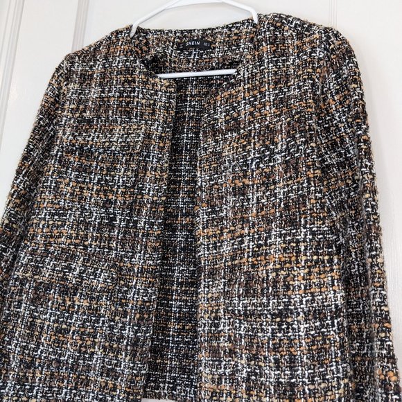 Brown Tweed Plaid Chanel Style Bolero Jacket with Four Front Flap Pockets - Picture 6 of 12